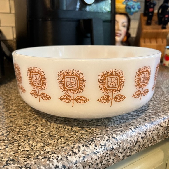Fire King Other - Vintage 3.5 Quart Sunflower Bowl